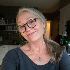 Meet your Posher, Nancy